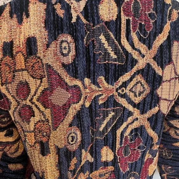 Floral Patterned Women's Coat - Picture 6 of 8